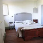 Couette-café Oberdan Ospitalita' Todi